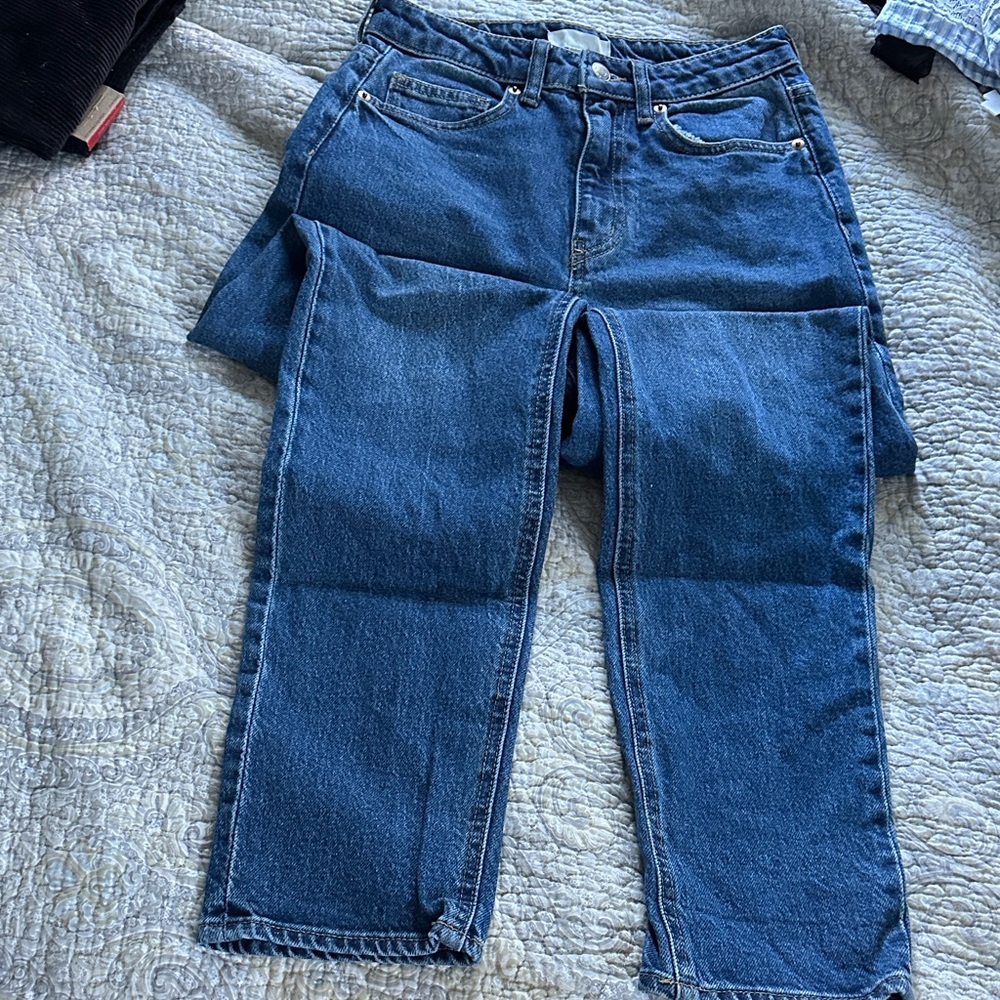 H&M Women's Straight Leg Jeans in Dark Blue Wash
